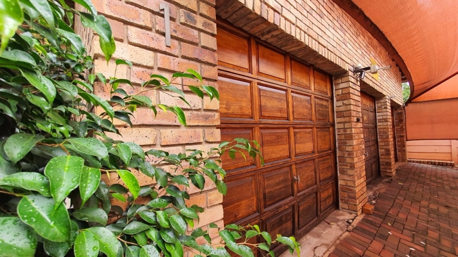 4 Bedroom Property for Sale in Cashan North West